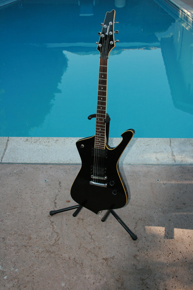 Ibanez.Iceman.Full.15.jpg