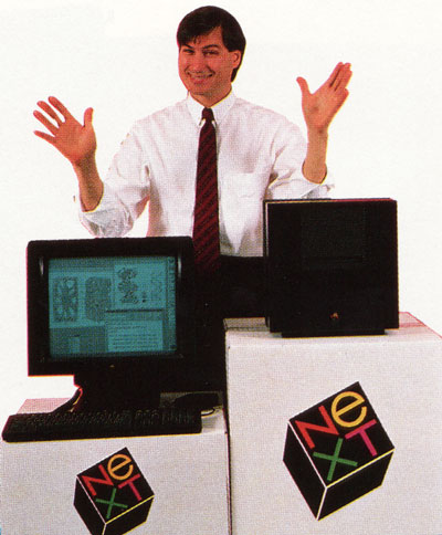 Steve-Jobs-and-next-computer.jpg